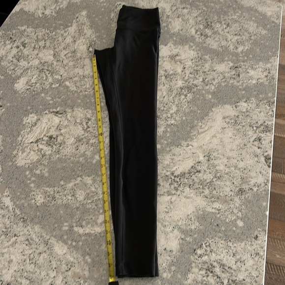 Lululemon black speed up tight/leggings - Picture 3 of 6